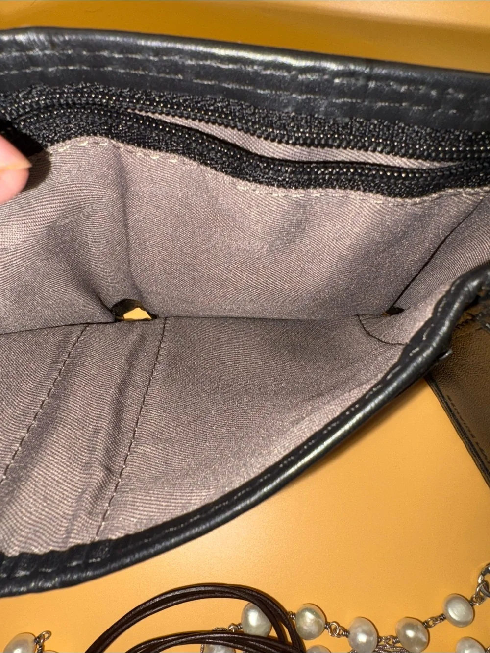 Dickies Genuine Black Leather Trifold Wallet for Men